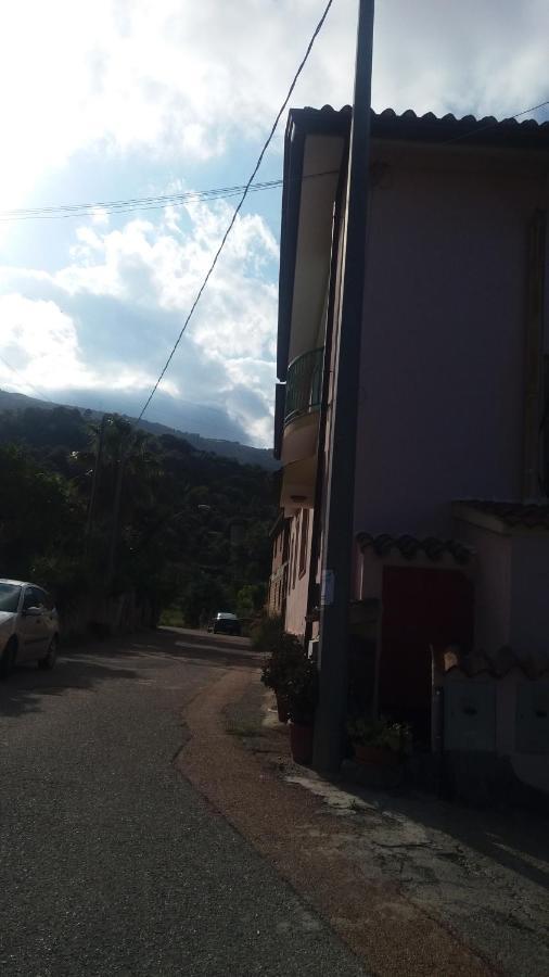 Vacanze A Loceri Exteriér fotografie
