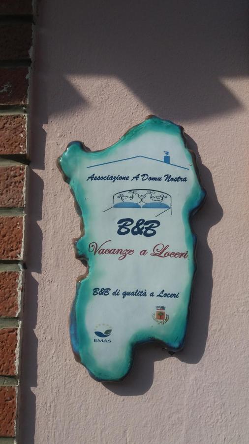 Vacanze A Loceri Exteriér fotografie